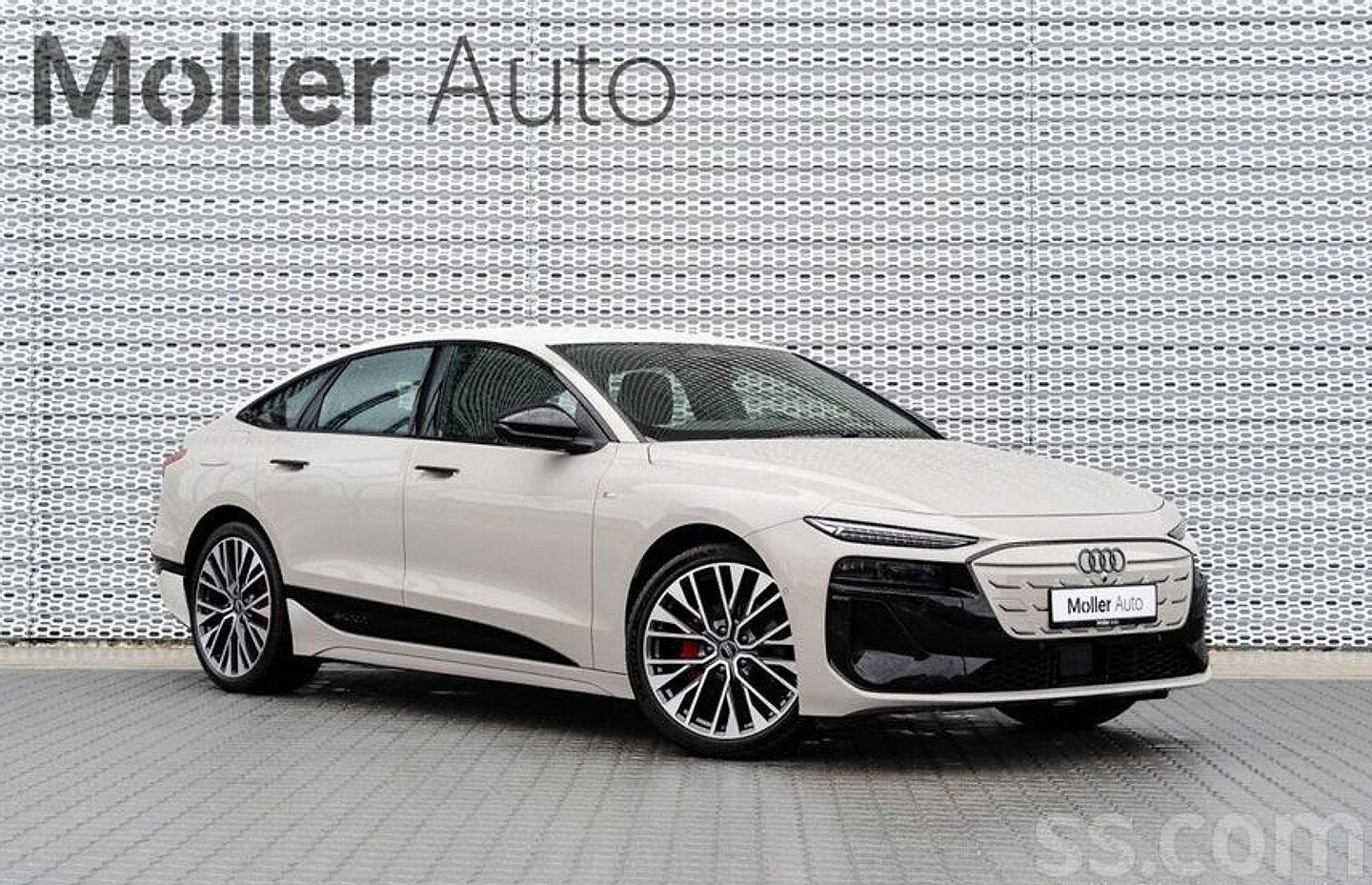 Audi E-tron — foto 5