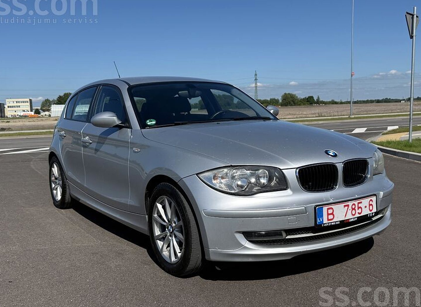 BMW 118 — foto 3