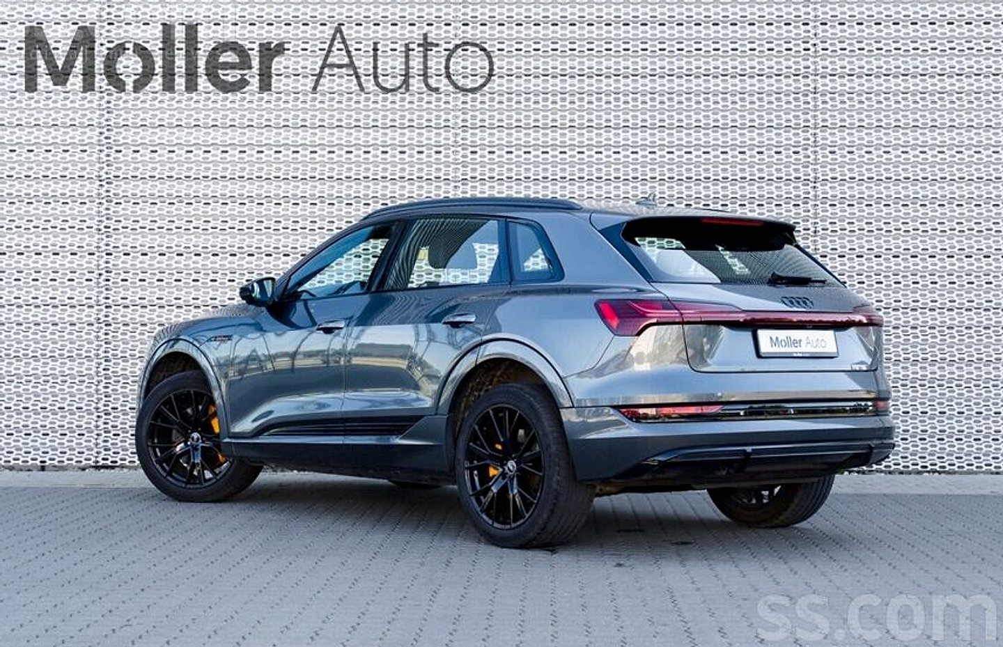 Audi E-tron — foto 3