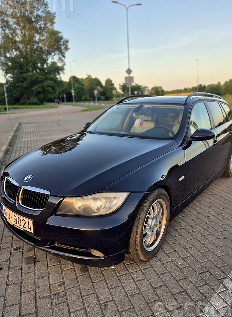 BMW 320 — foto 4