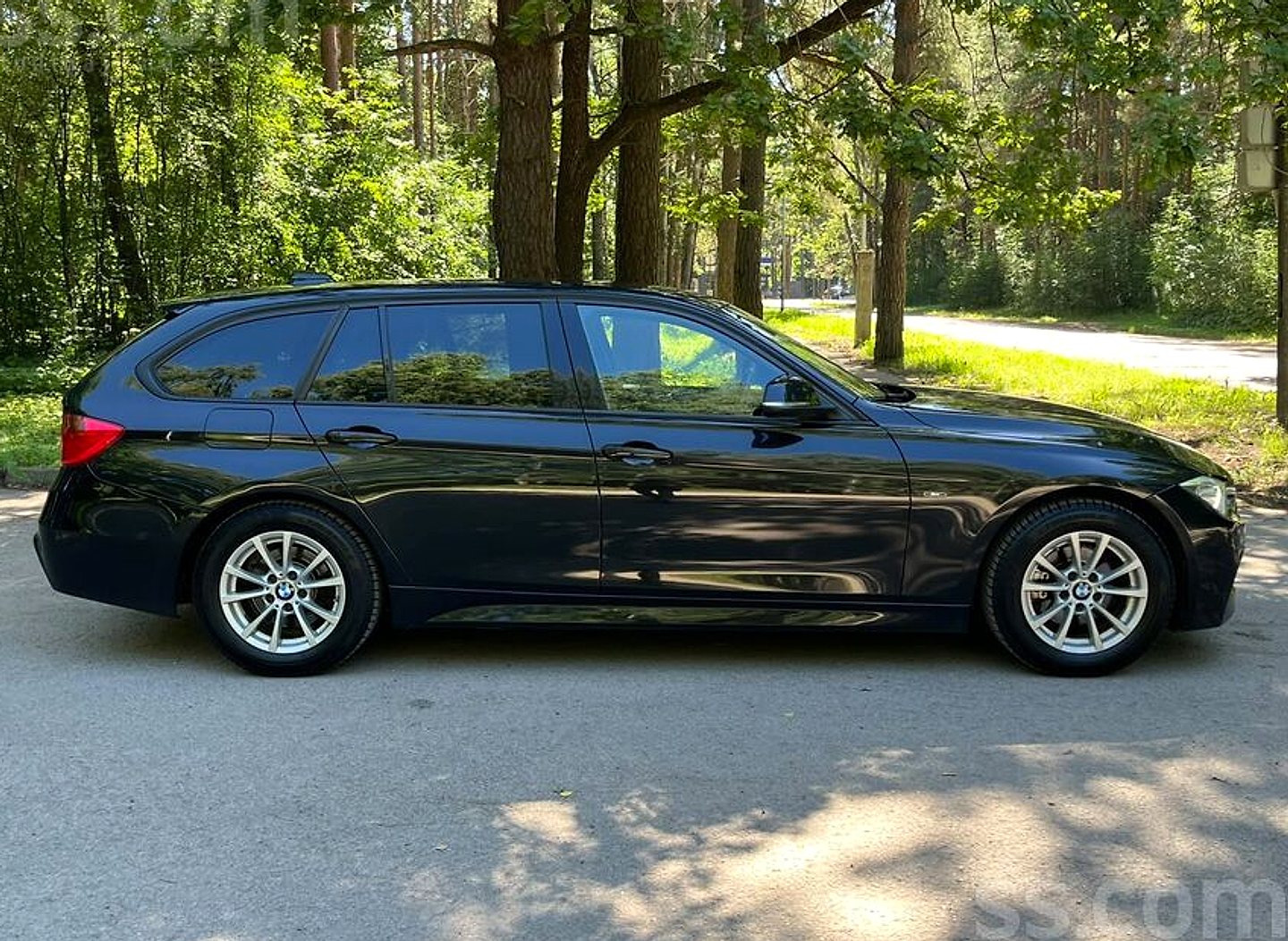 BMW 320 — foto 6