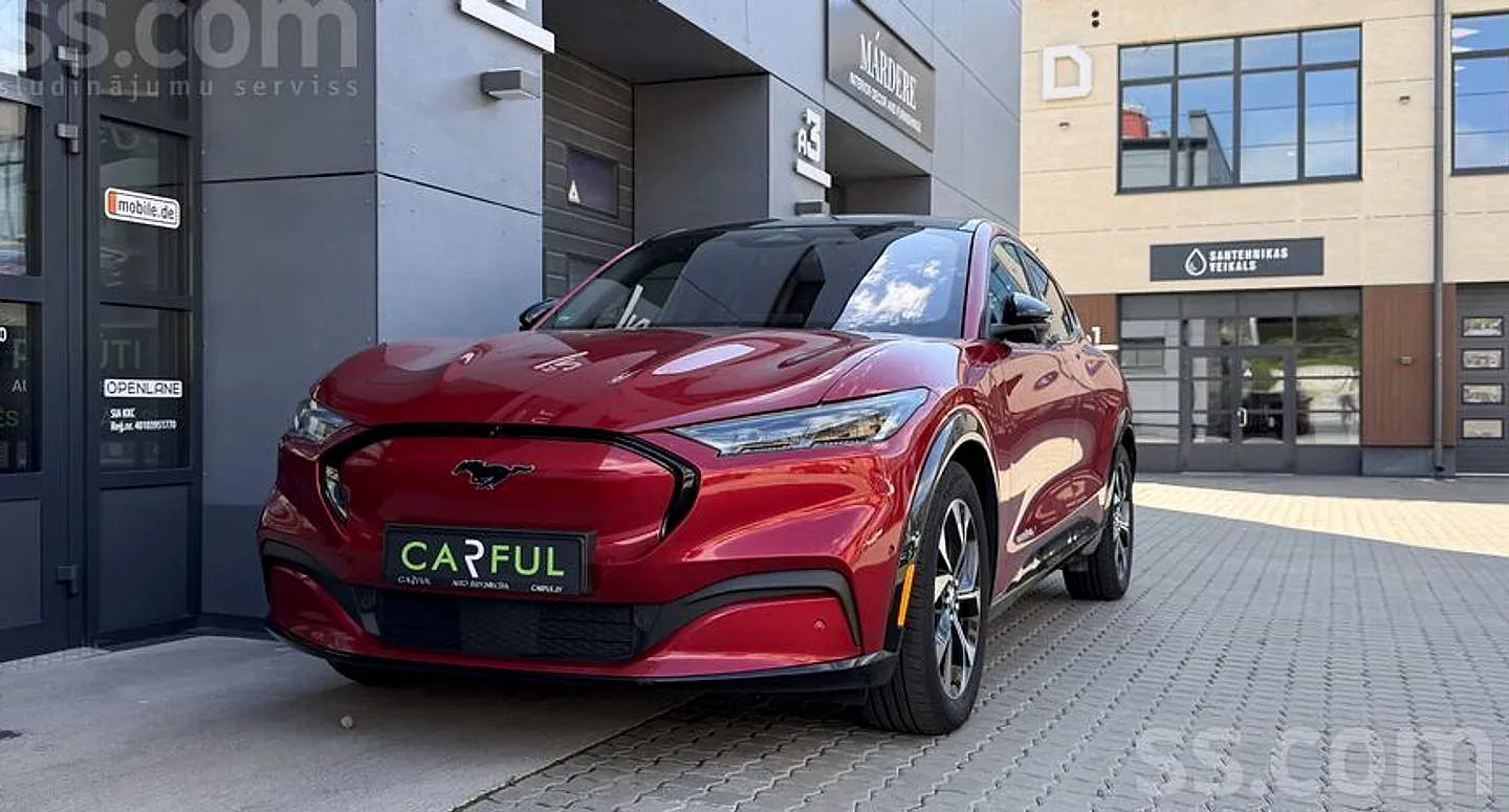Ford Mustang, 2021. gads