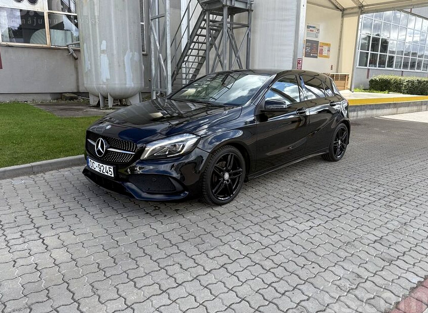 Mercedes-Benz A200 — foto 2