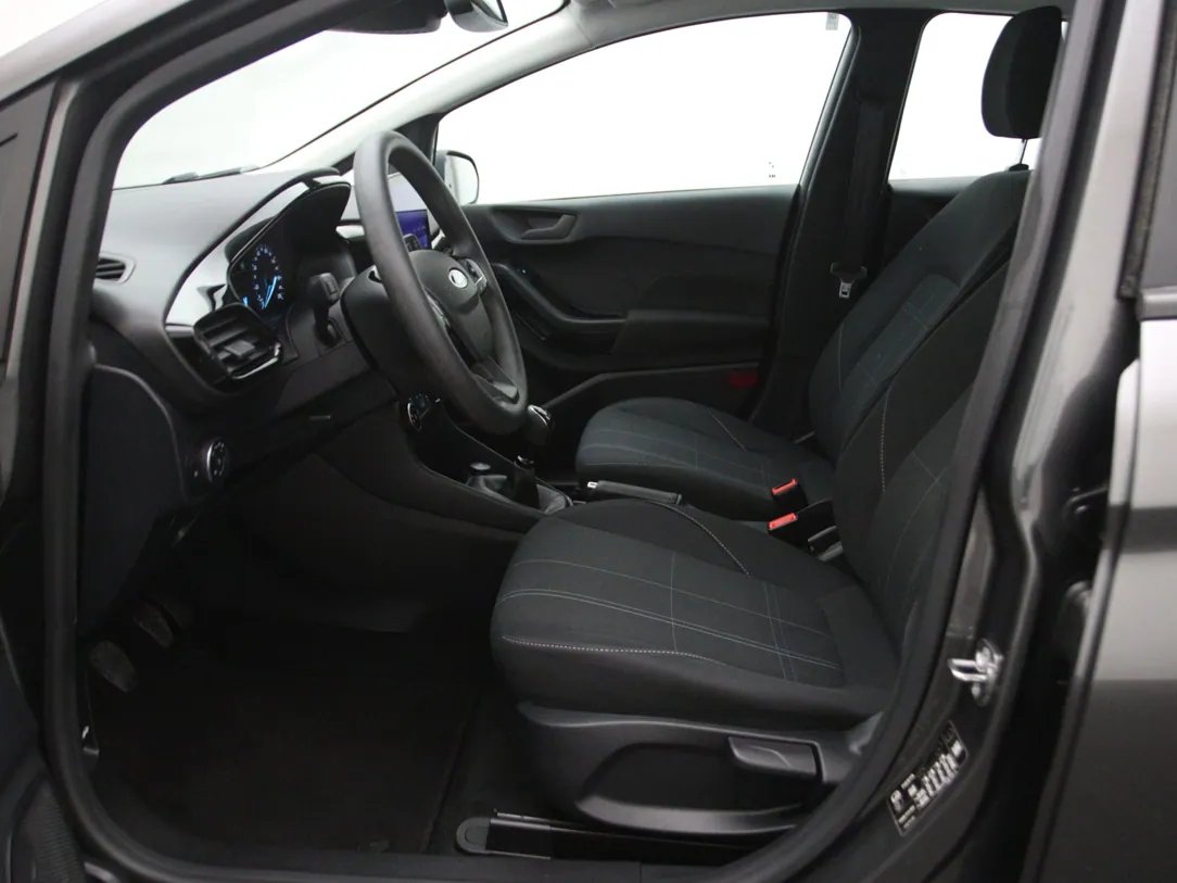 Ford Fiesta — foto 5