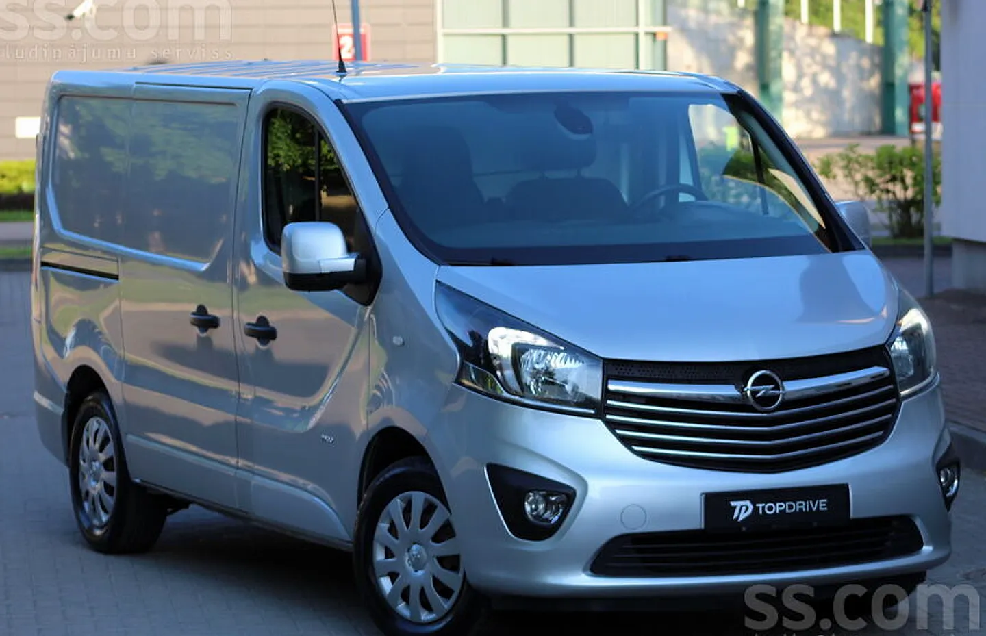 Opel Vivaro, 2016. gads