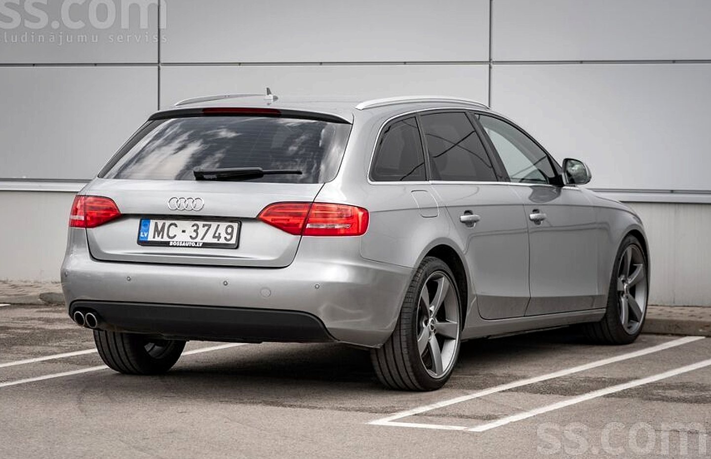 Audi A4 — foto 4