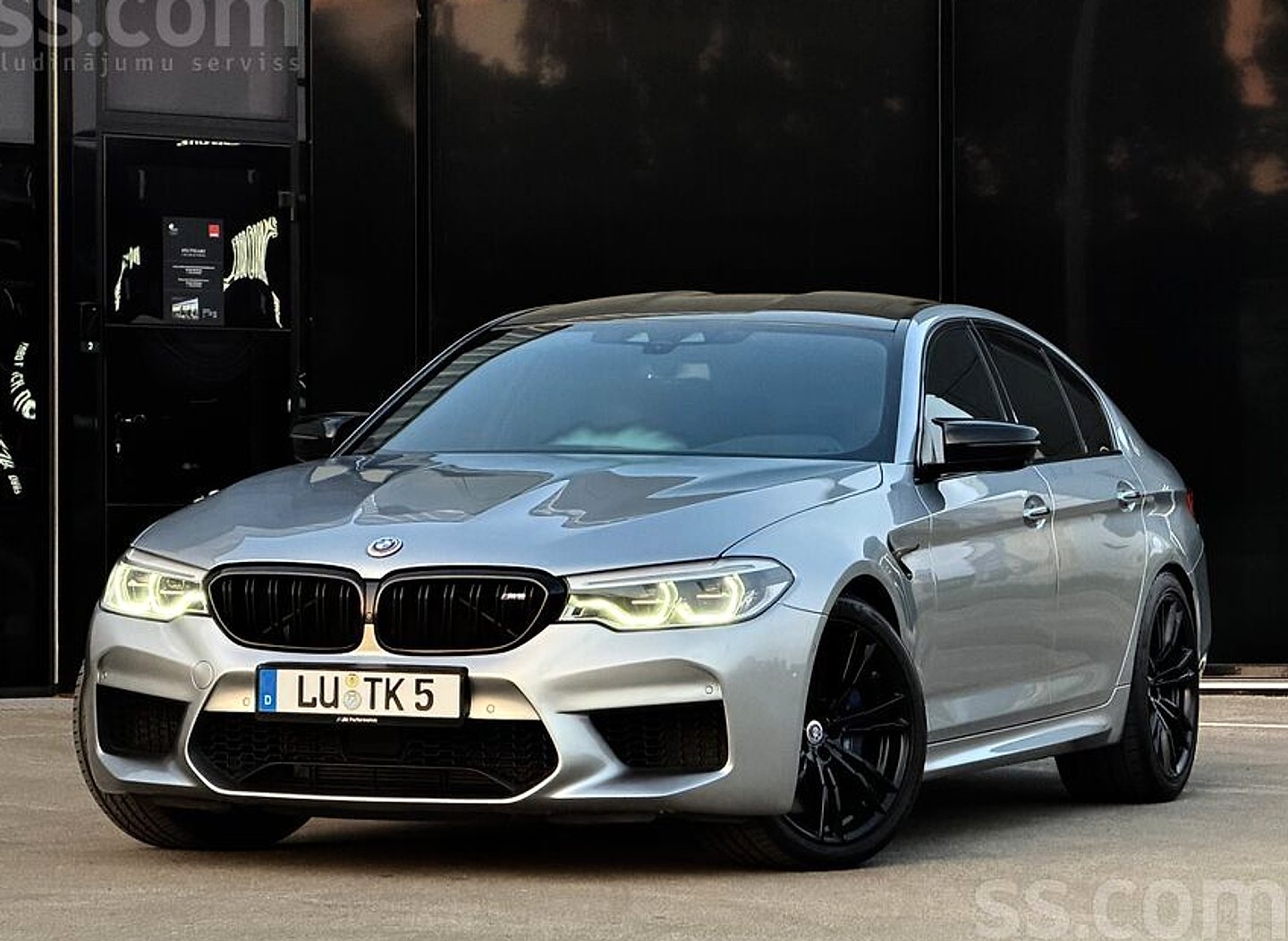 BMW M5 — foto 3