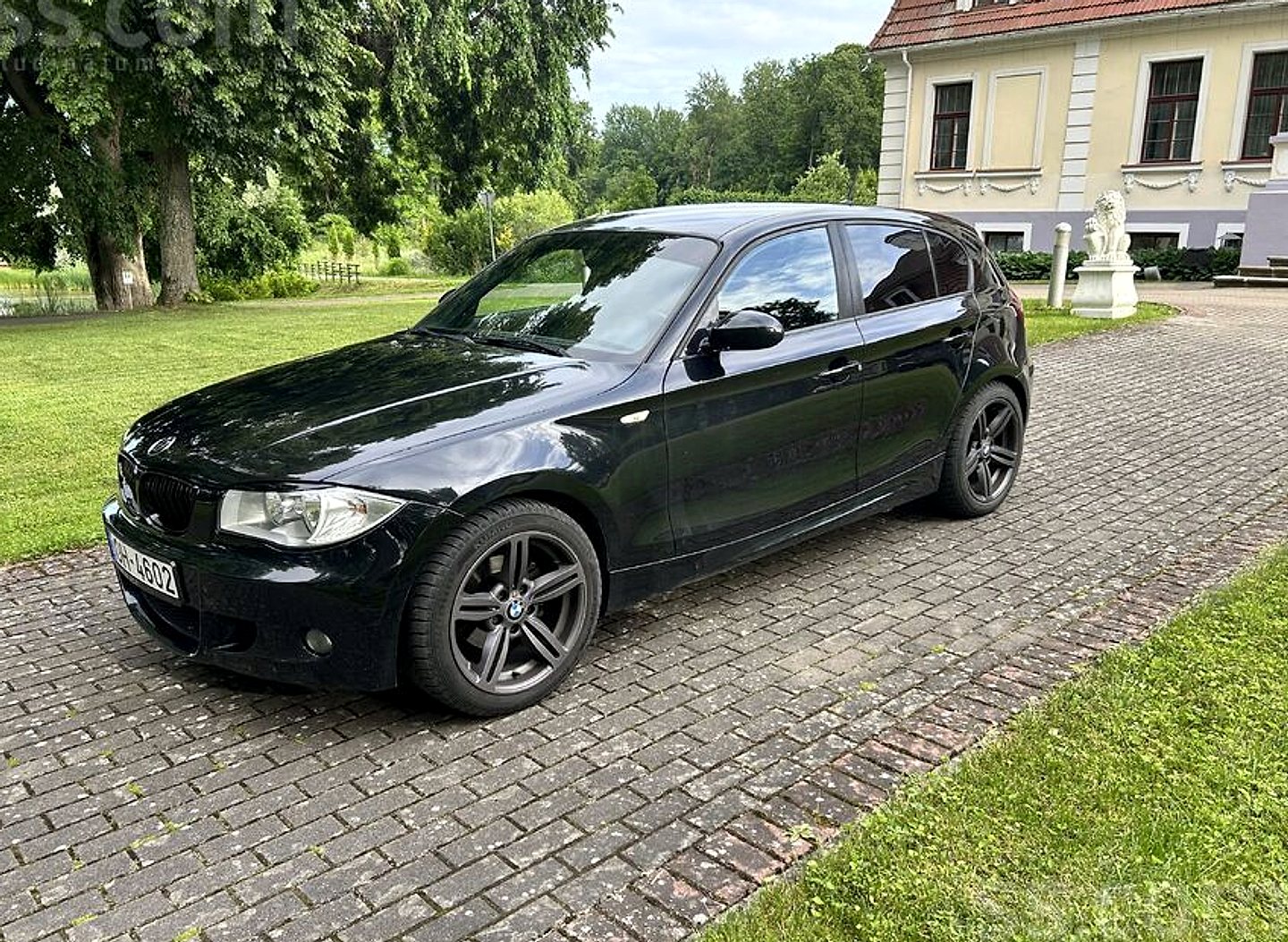 BMW 118 — foto 2