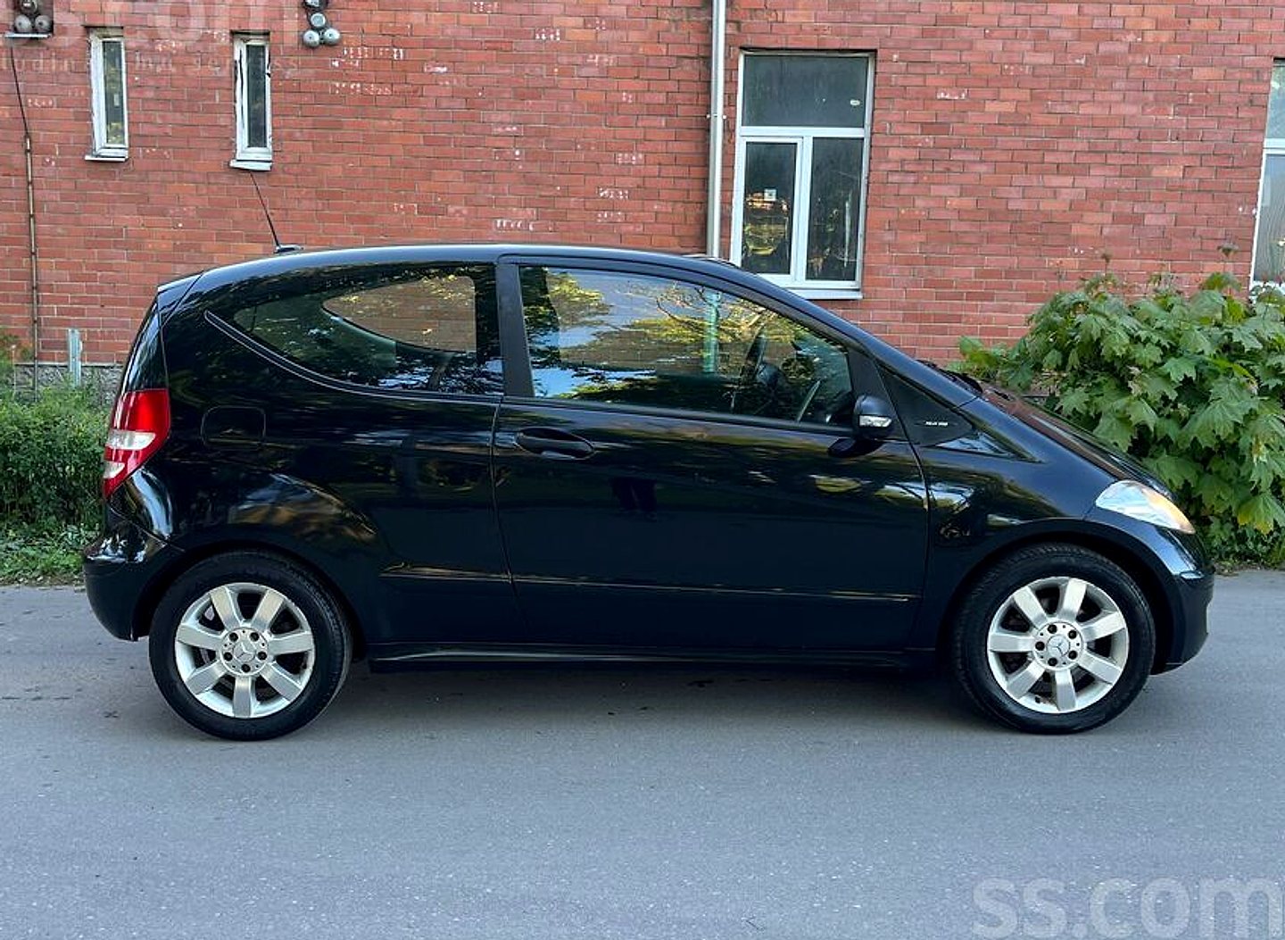 Mercedes-Benz A180 — foto 6