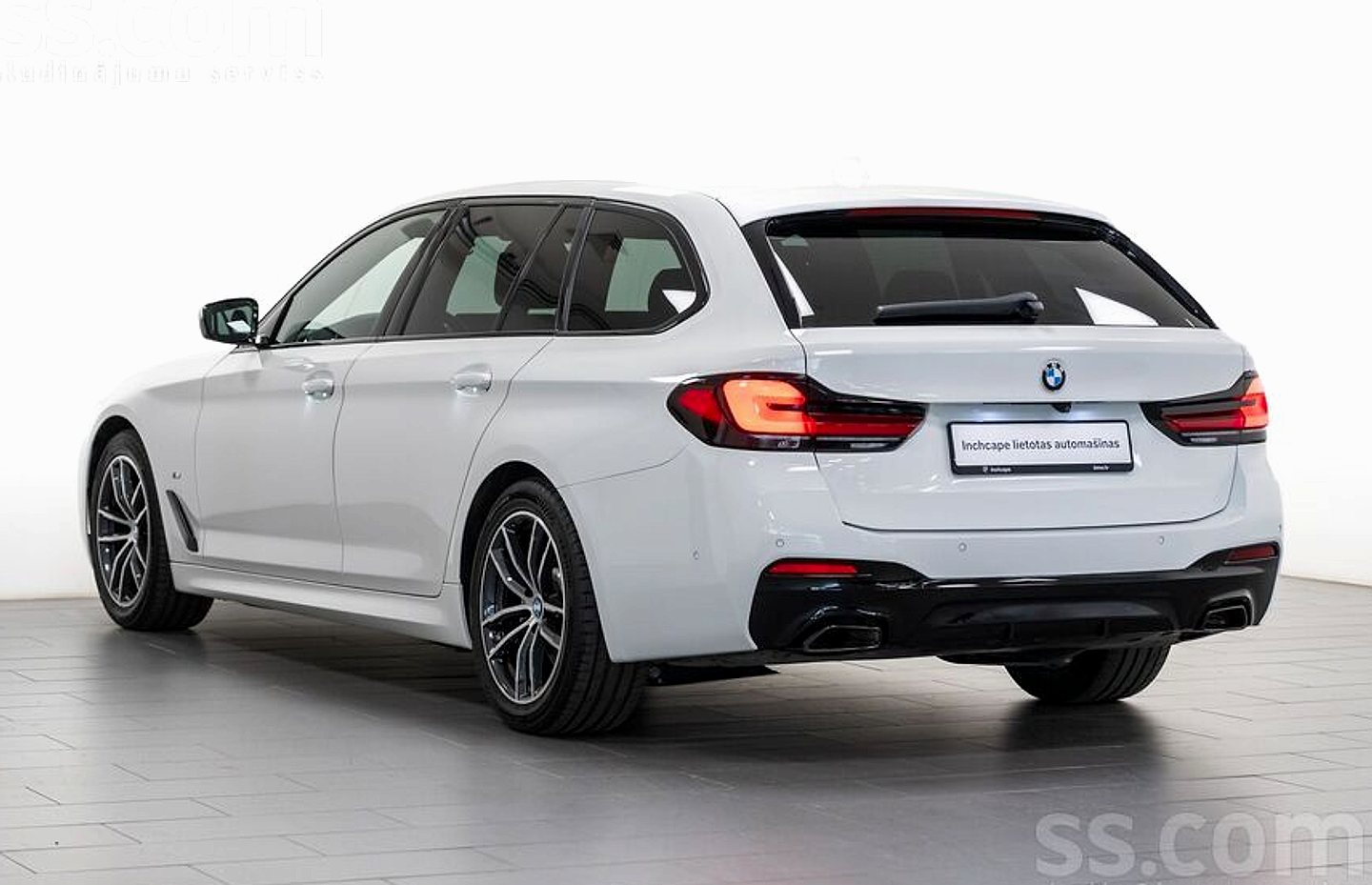 BMW 520 — foto 3
