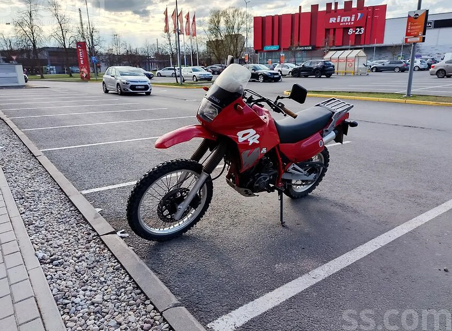 Suzuki Dr650