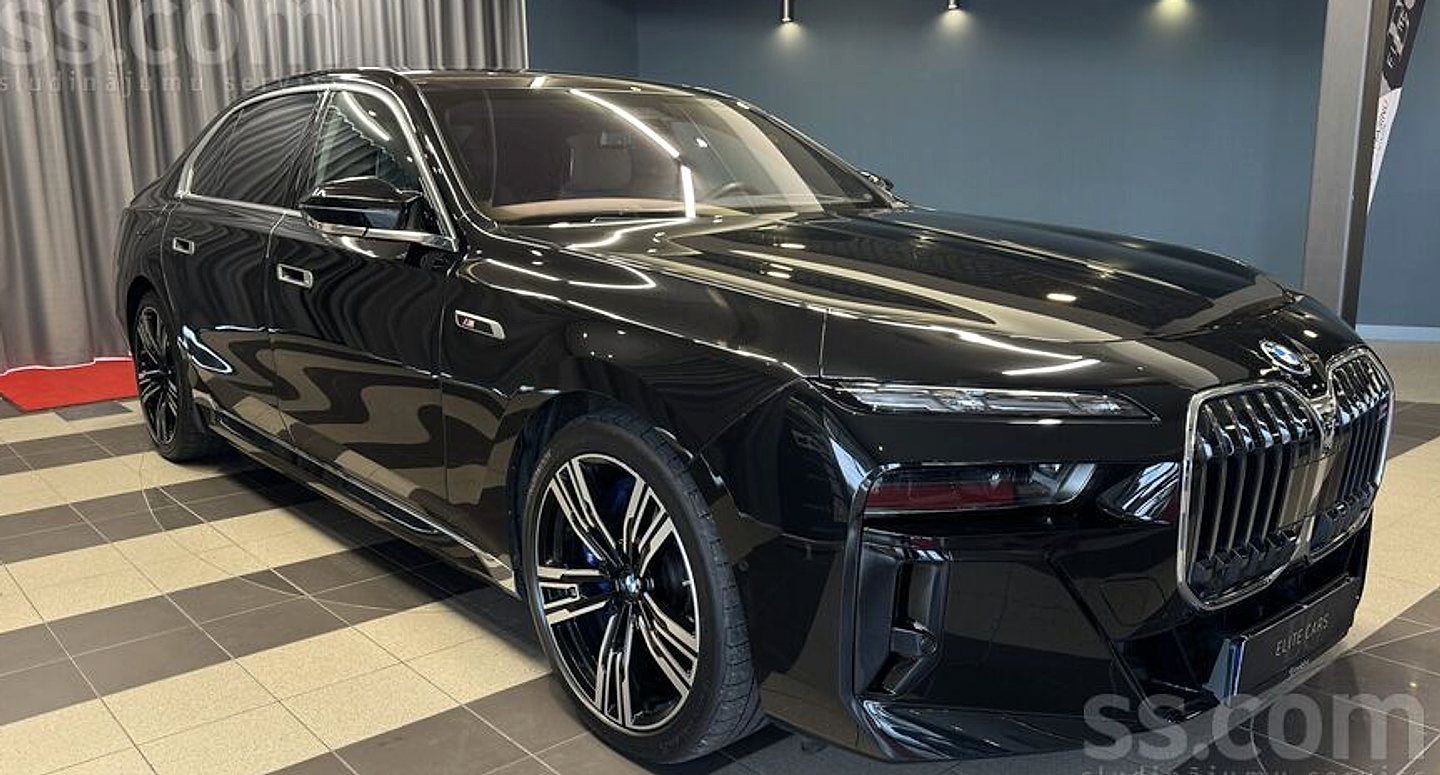 BMW 760 — foto 3