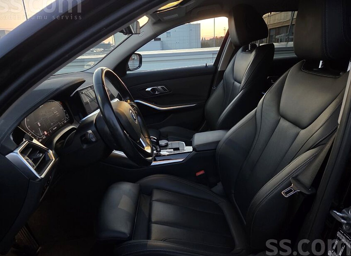 BMW 320 — foto 4