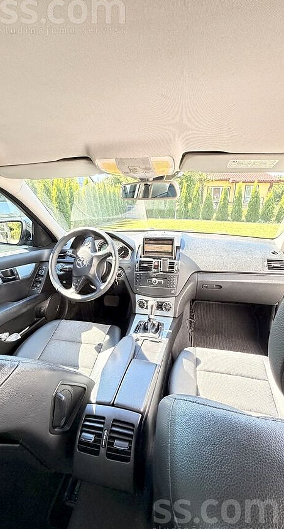 Mercedes-Benz C220 — foto 2