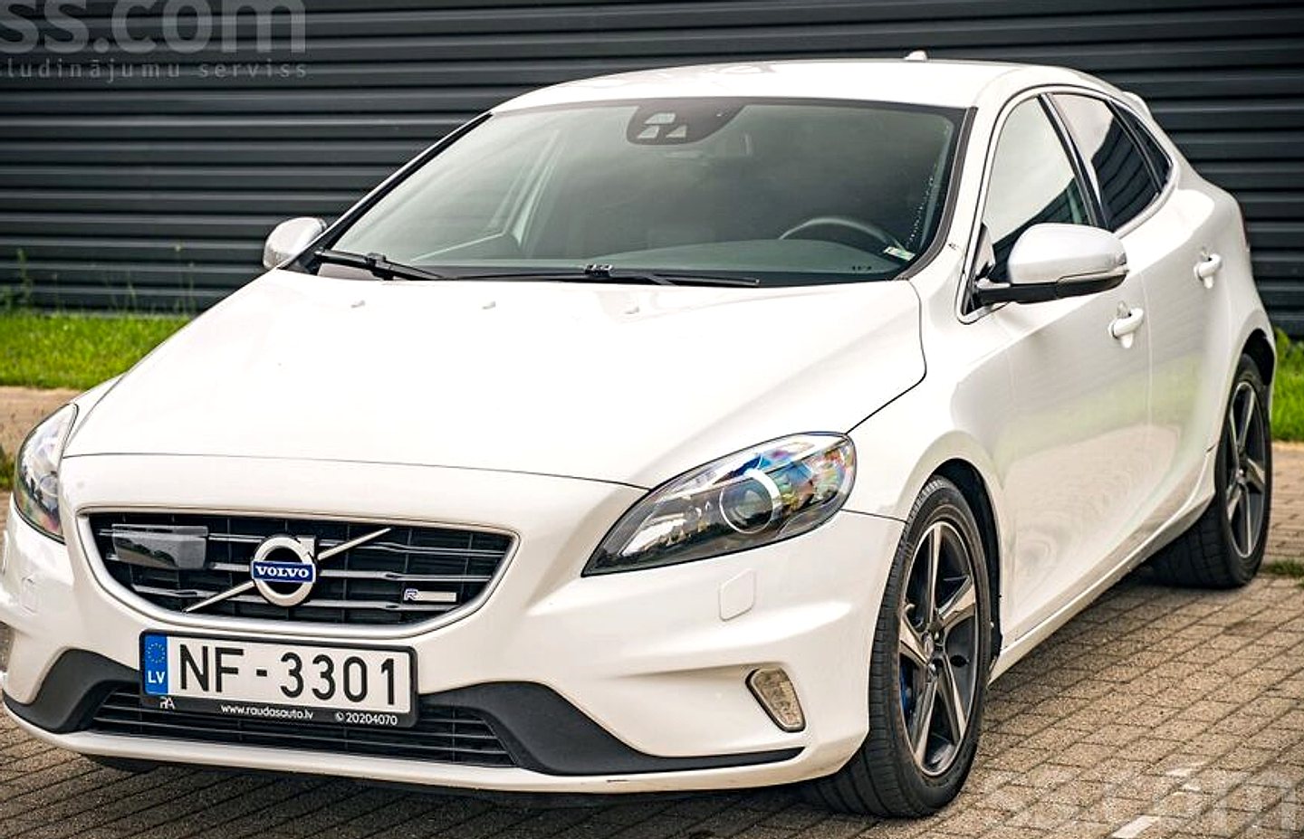 Volvo V40, 2014. gads