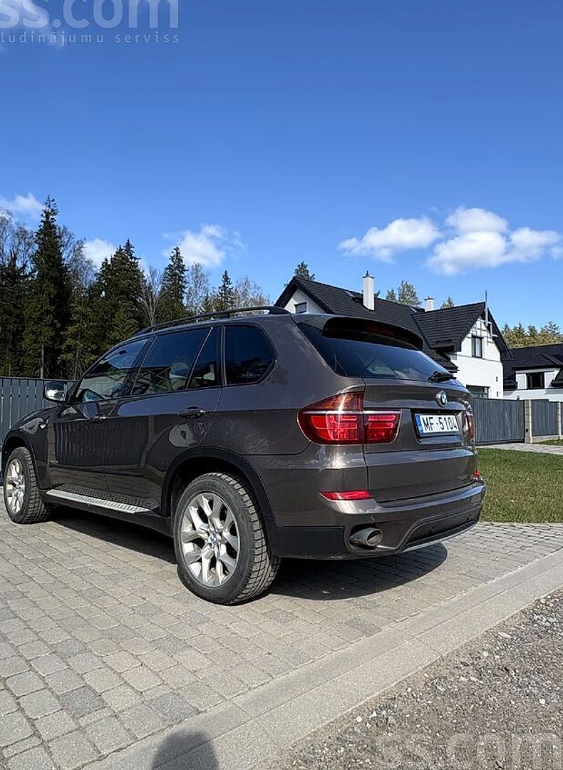 BMW X5 — foto 5