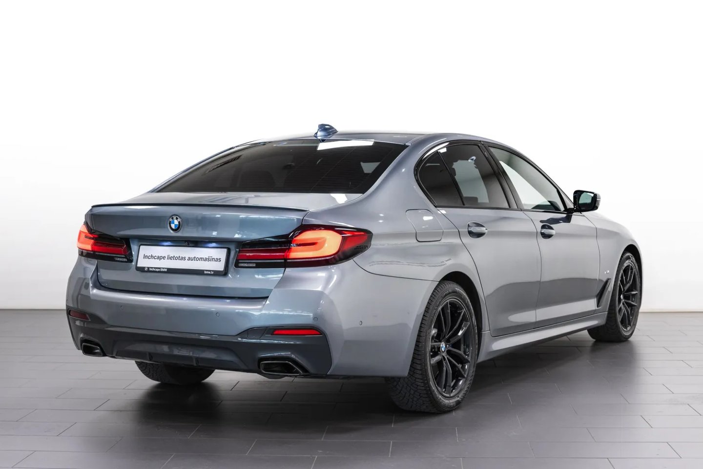 BMW 530 — foto 2