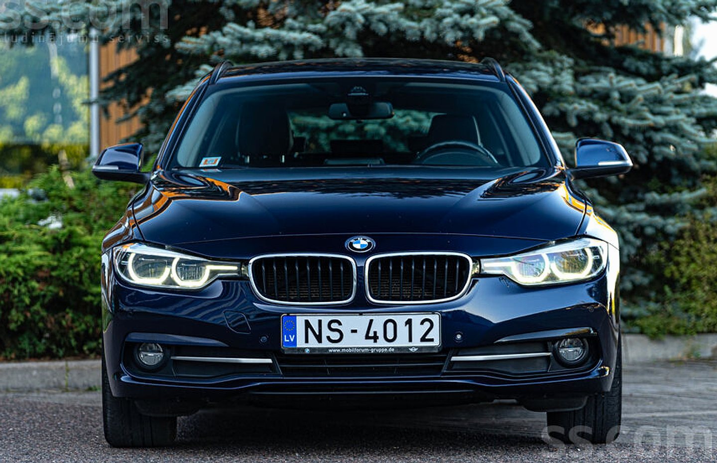 BMW 320 — foto 2