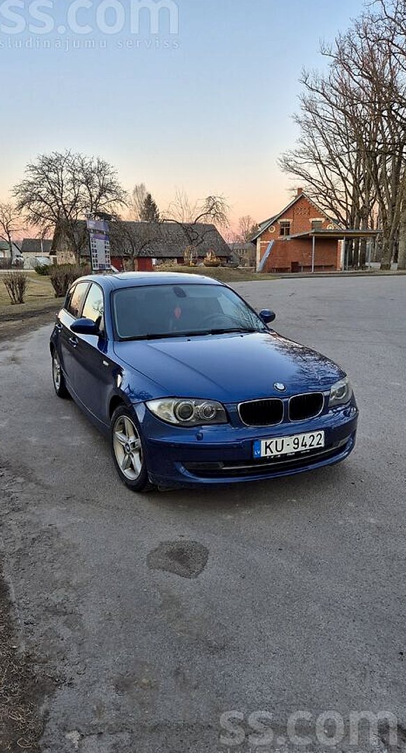 BMW 120 — foto 2