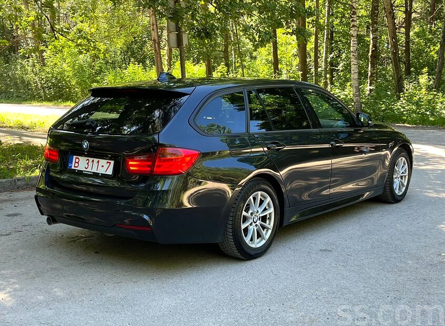 BMW 320 — foto 5