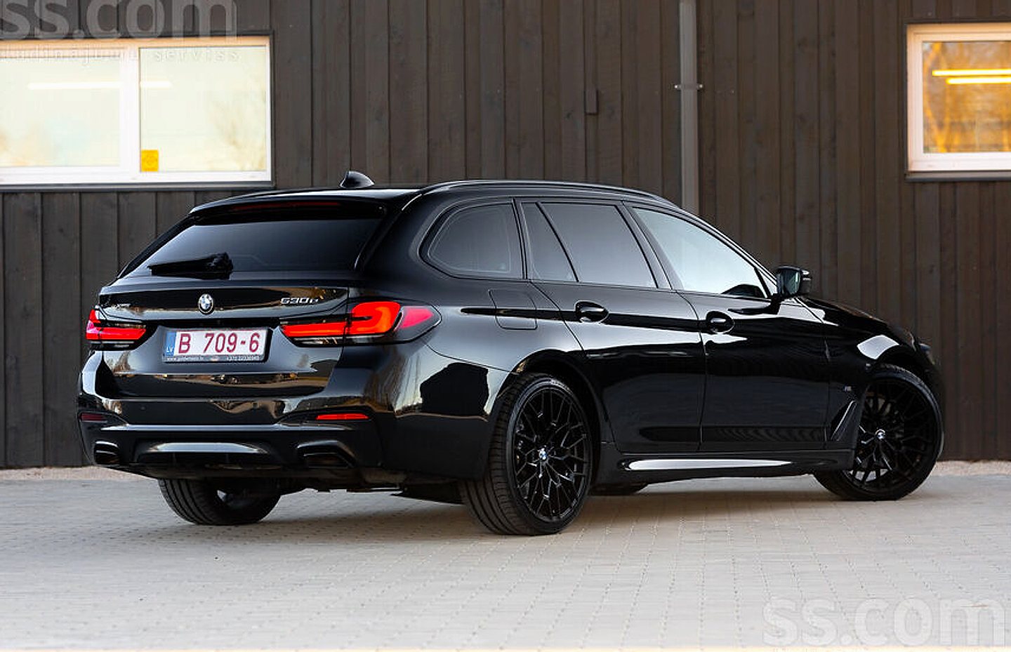 BMW 530 — foto 5