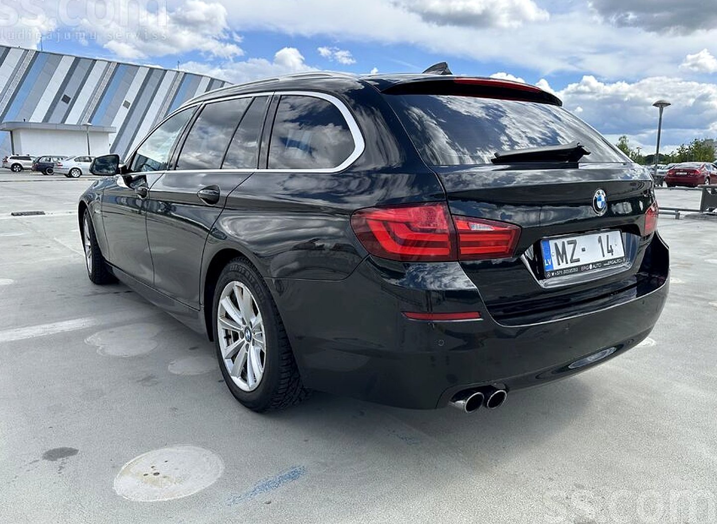 BMW 520 — foto 4