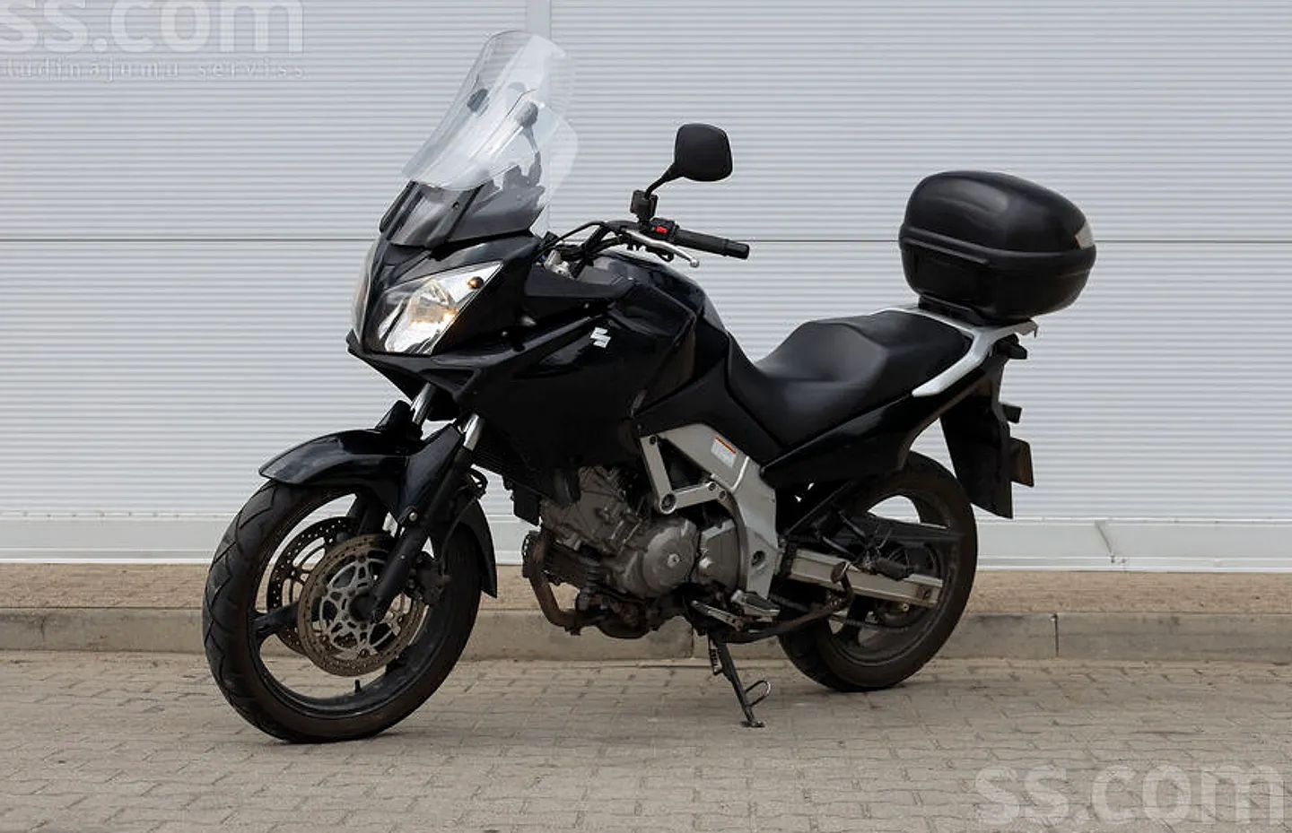 Suzuki Dl v-storm