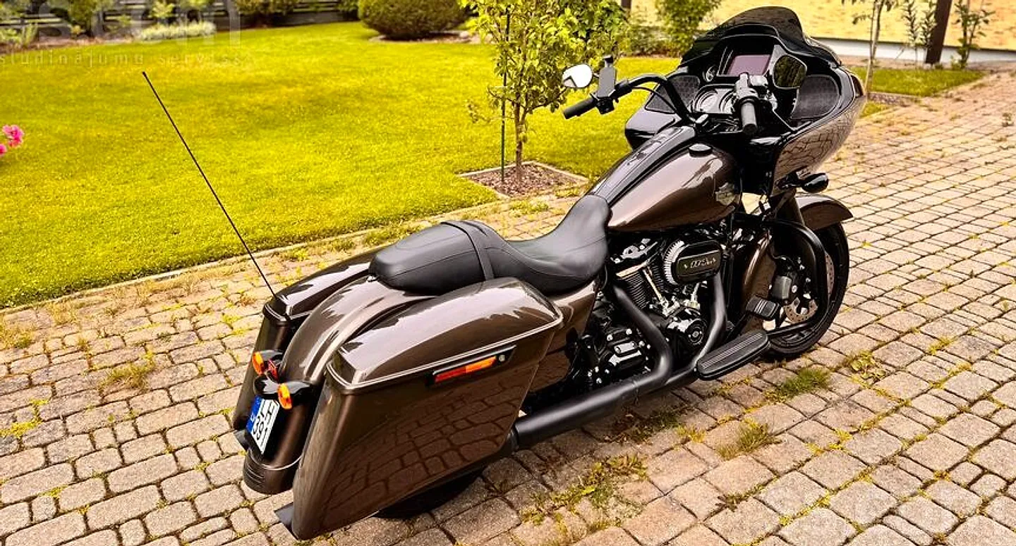Harley-Davidson Road Glide, 2023. gads