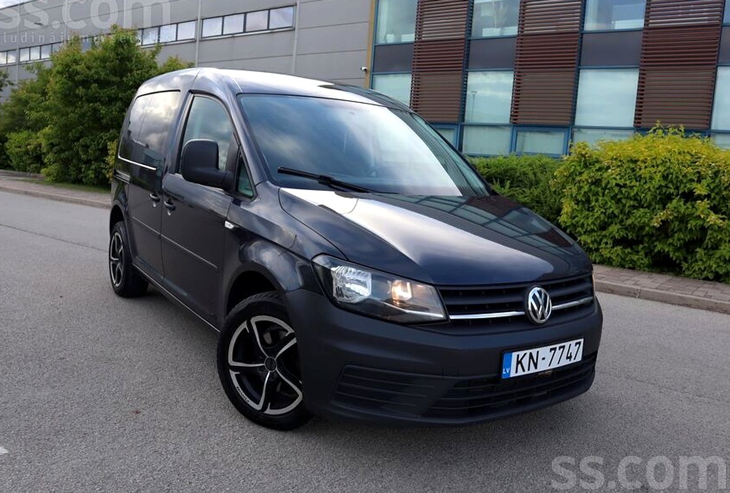 Volkswagen Caddy — foto 2