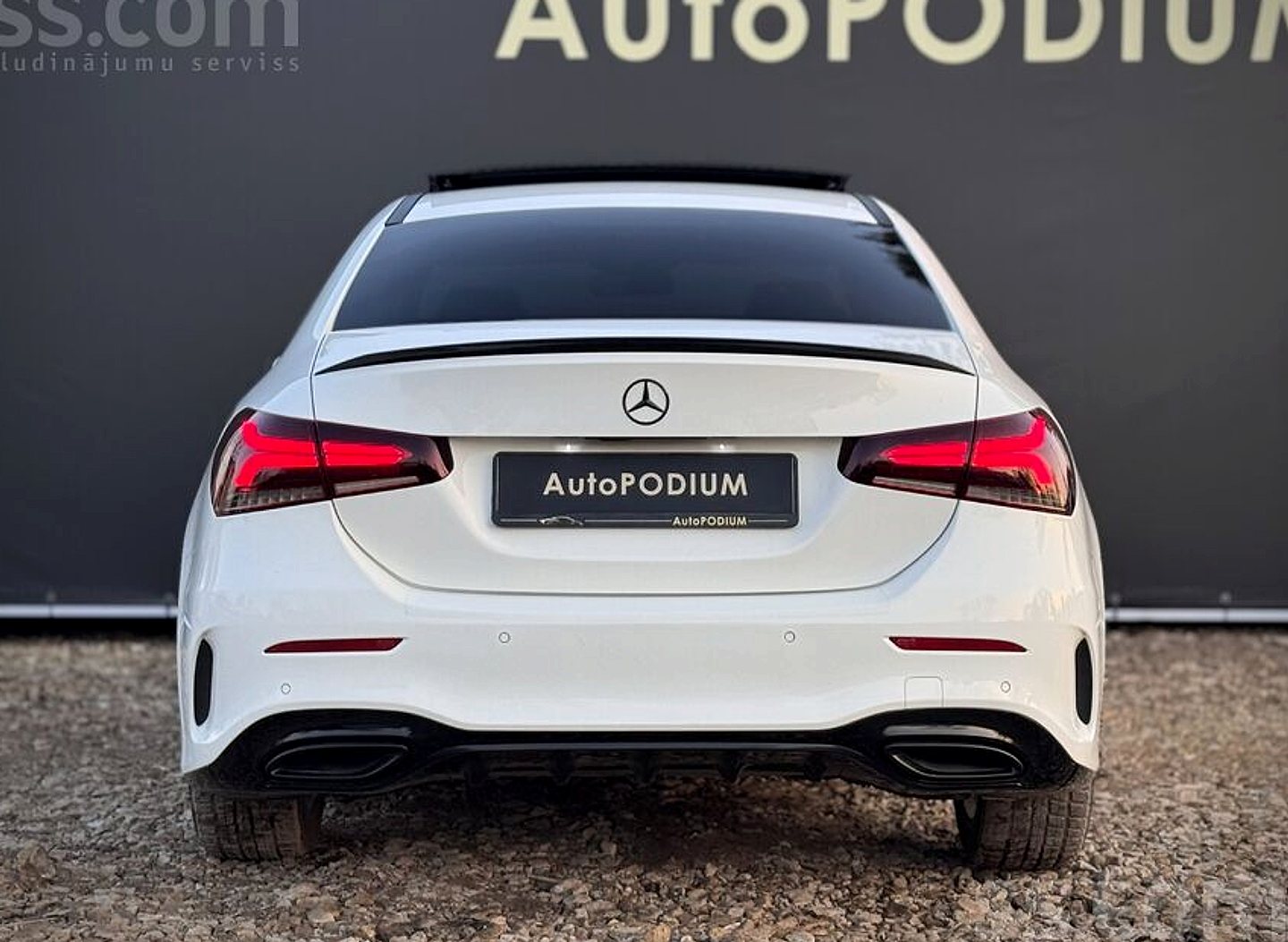 Mercedes-Benz A180 — foto 5