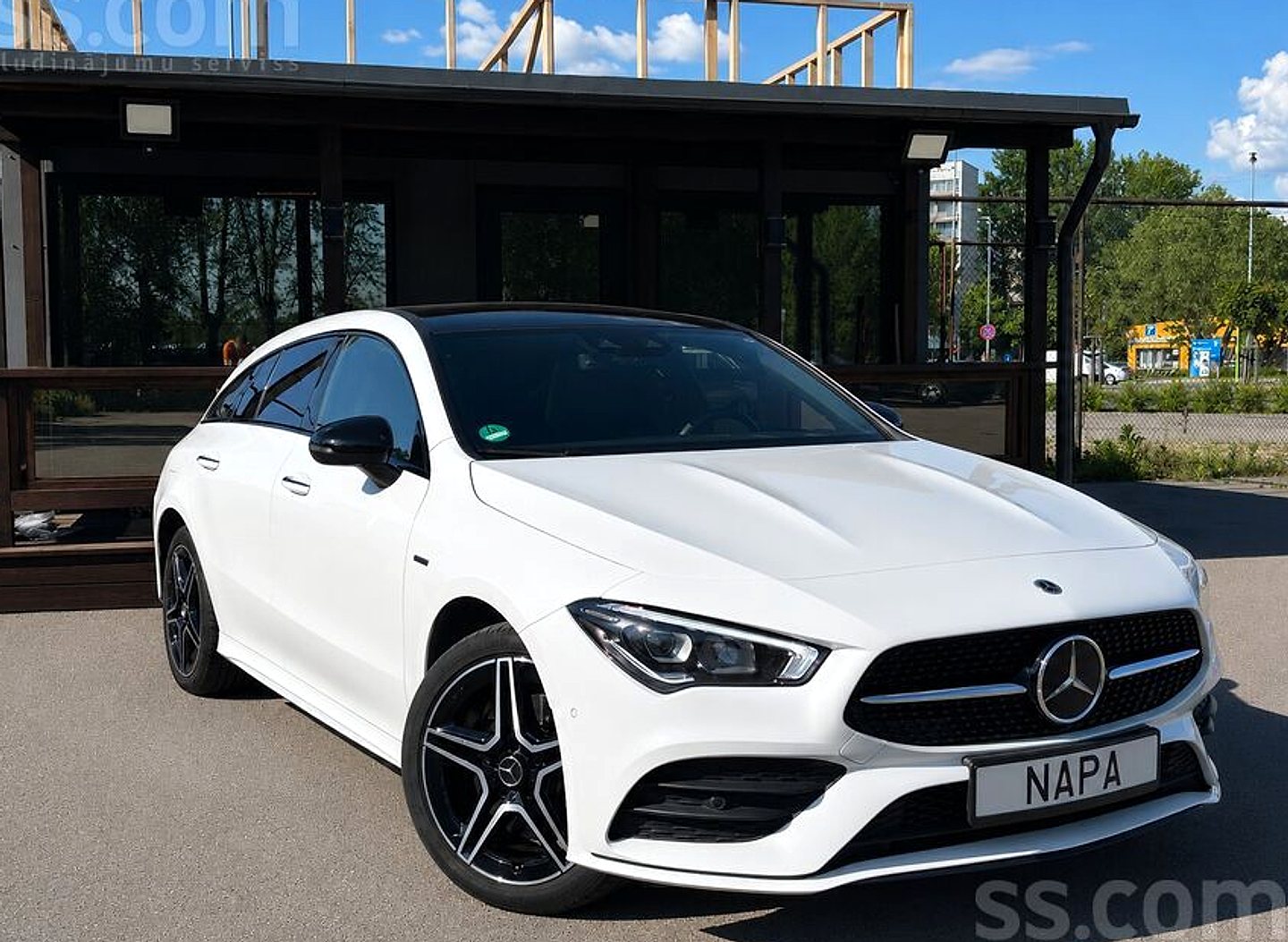 Mercedes-Benz CLA250 — foto 3