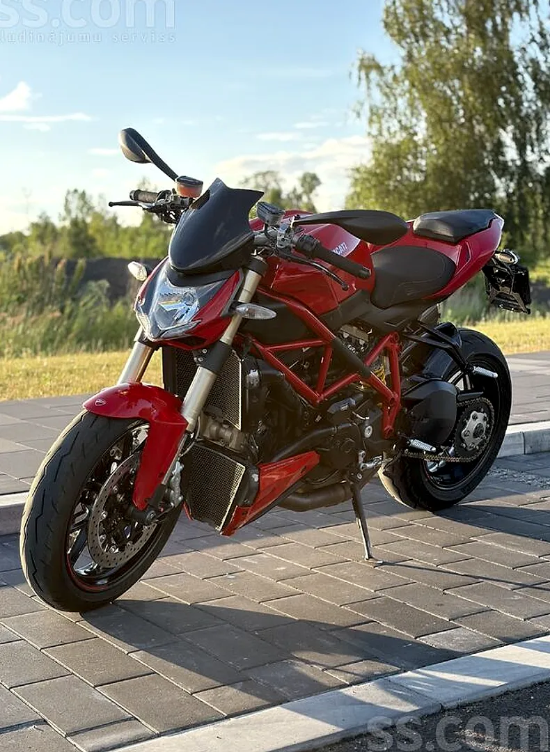 Ducati Streetfighter, 2012. gads