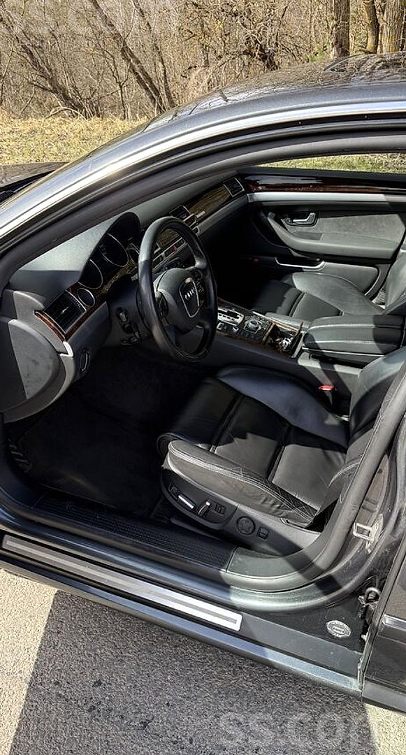 Audi A8 — foto 4
