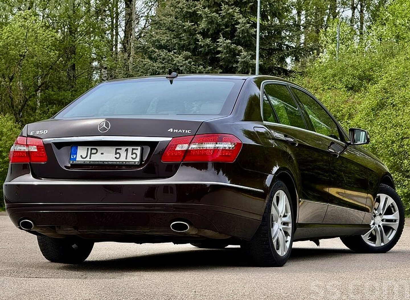 Mercedes-Benz E350 — foto 3