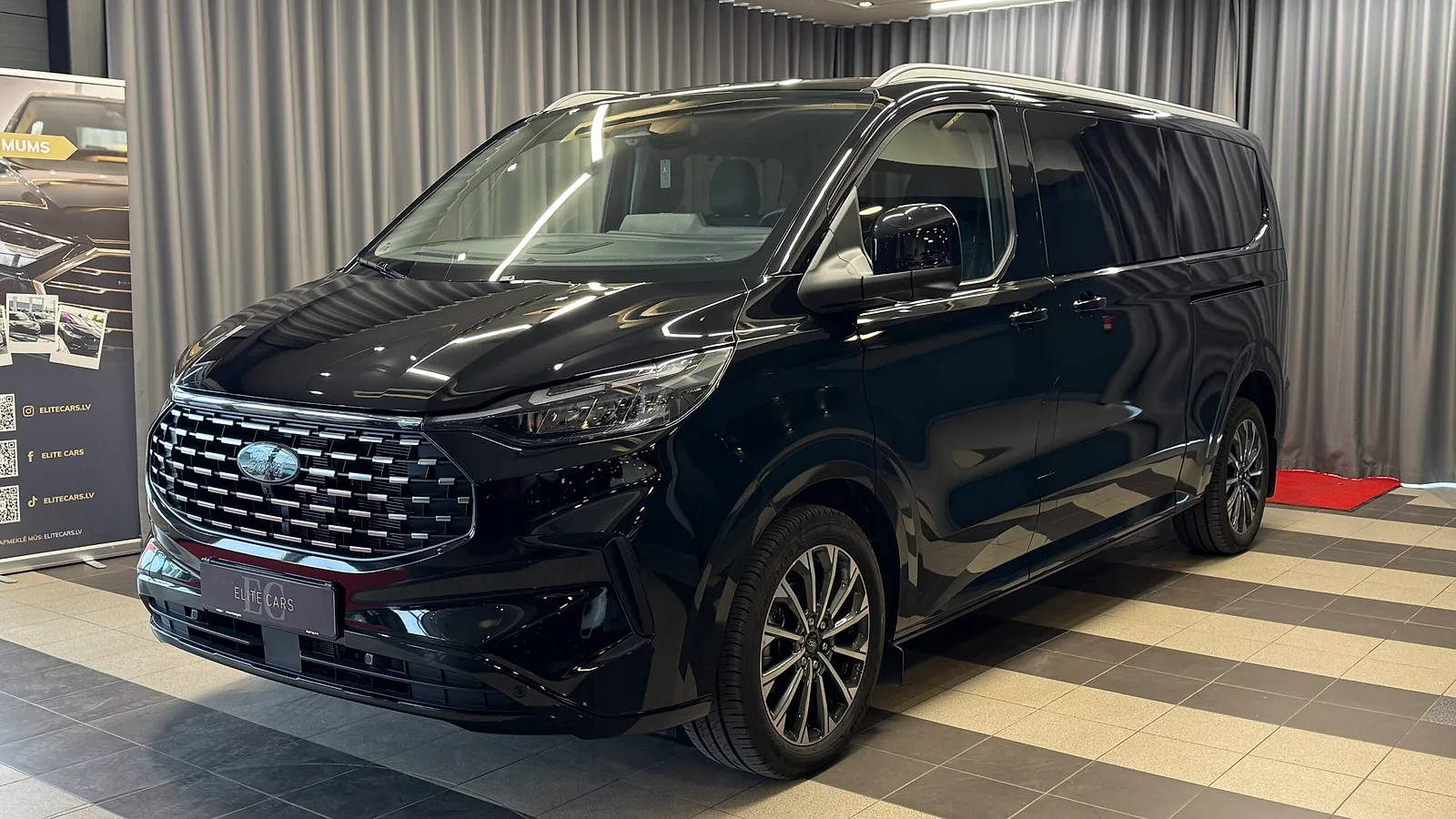 Ford Tourneo Custom, 2025. gads