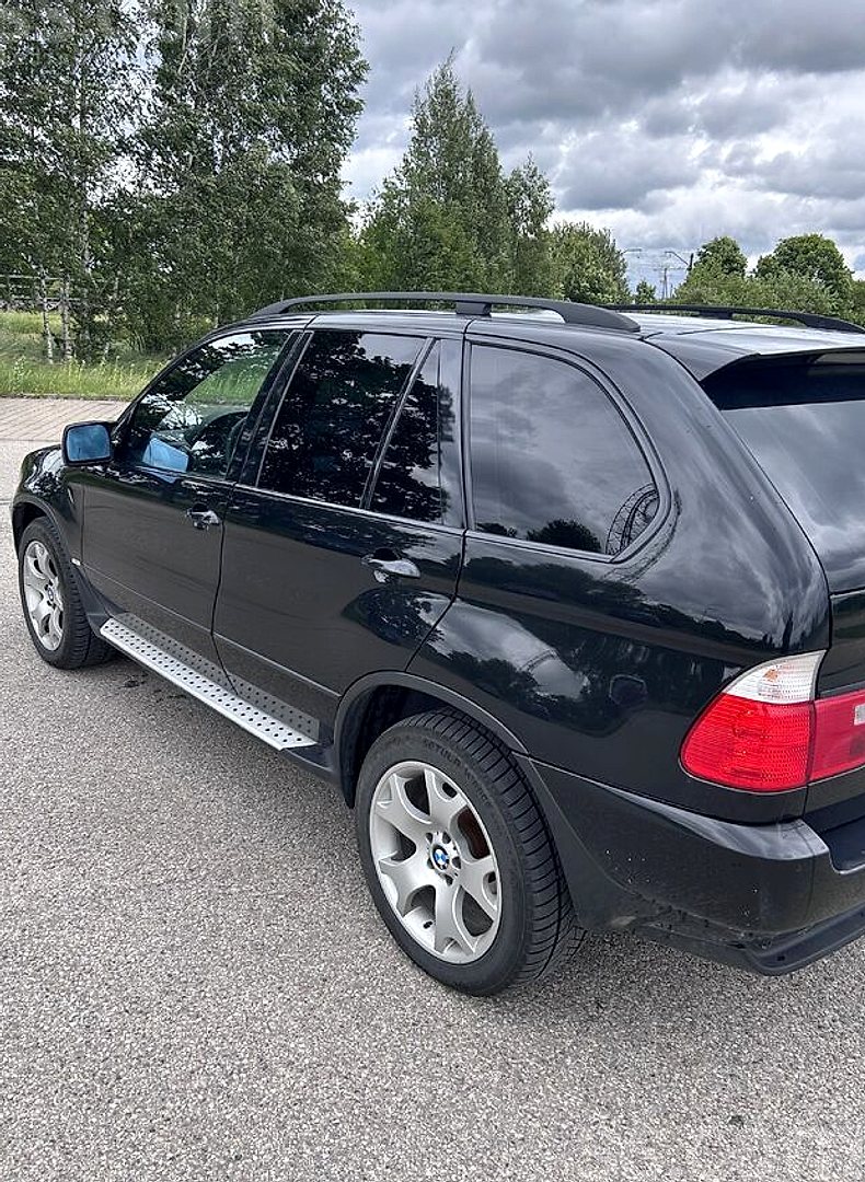 BMW X5 — foto 3