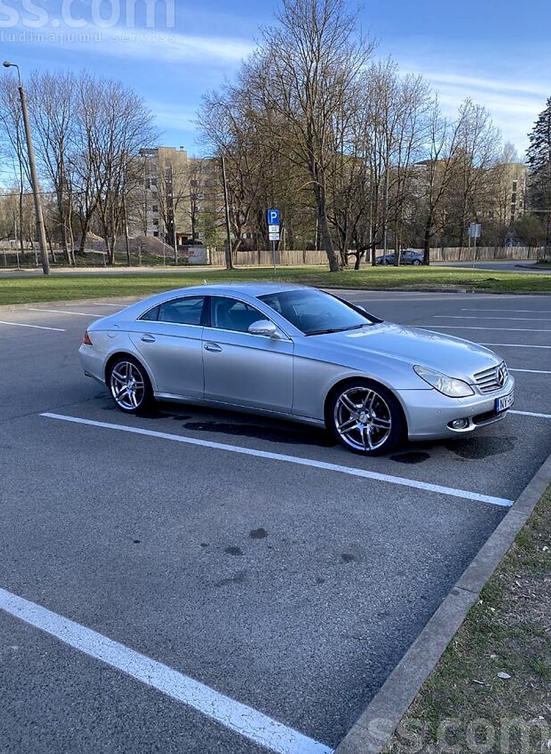 Mercedes-Benz CLS320 — foto 4