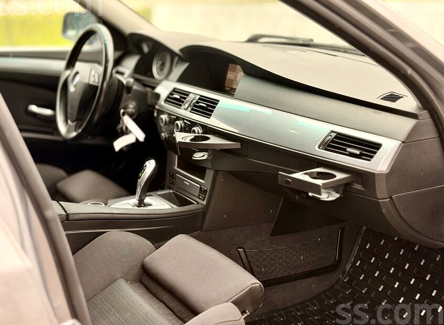 BMW 525 — foto 6