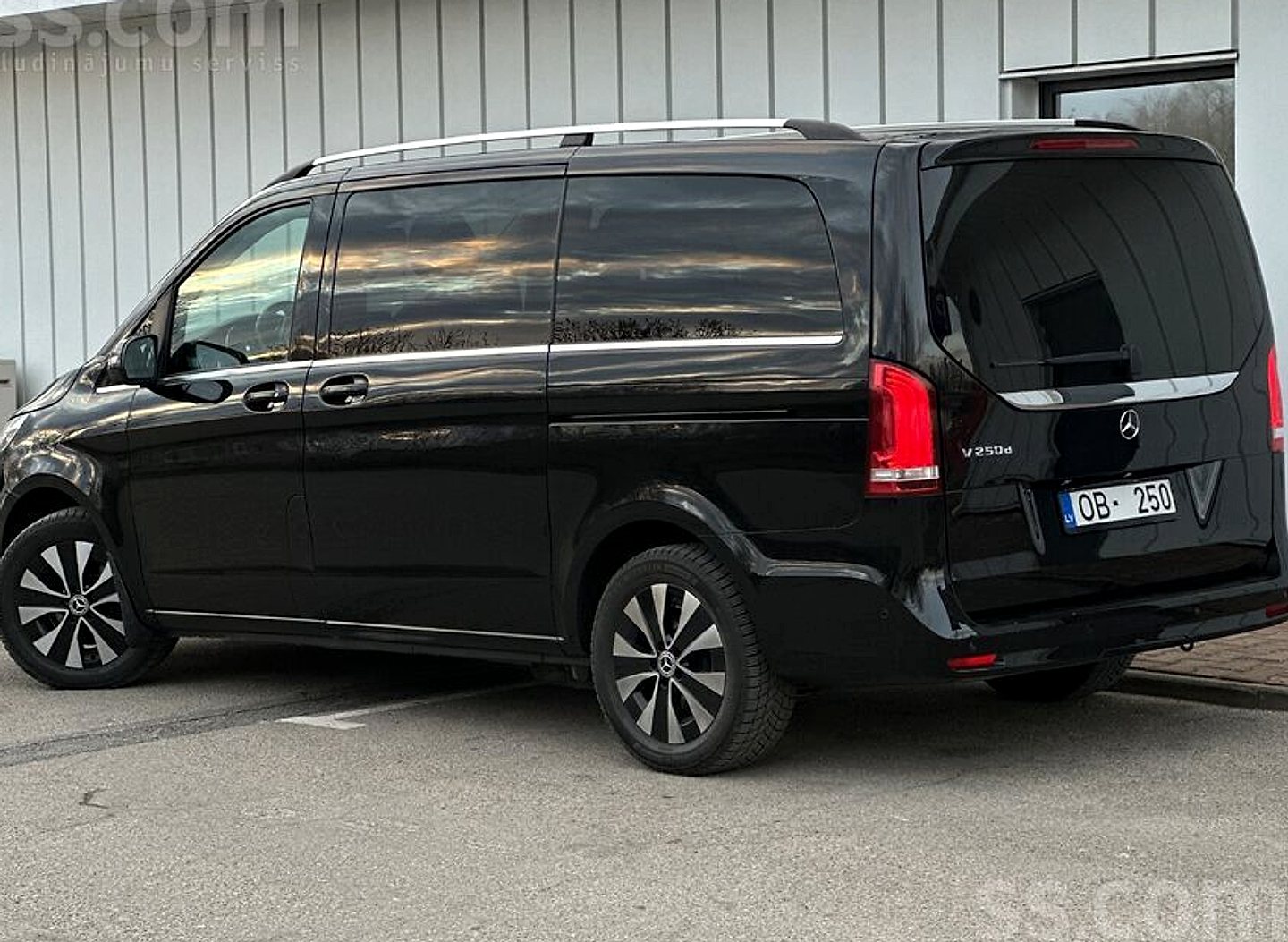 Mercedes-Benz V250 — foto 3