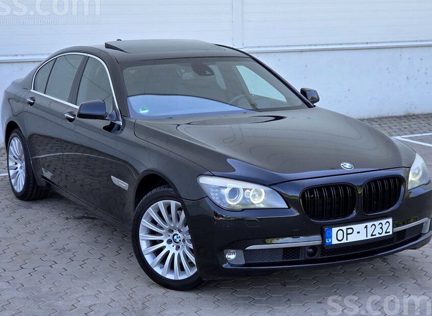 BMW 730 — foto 5