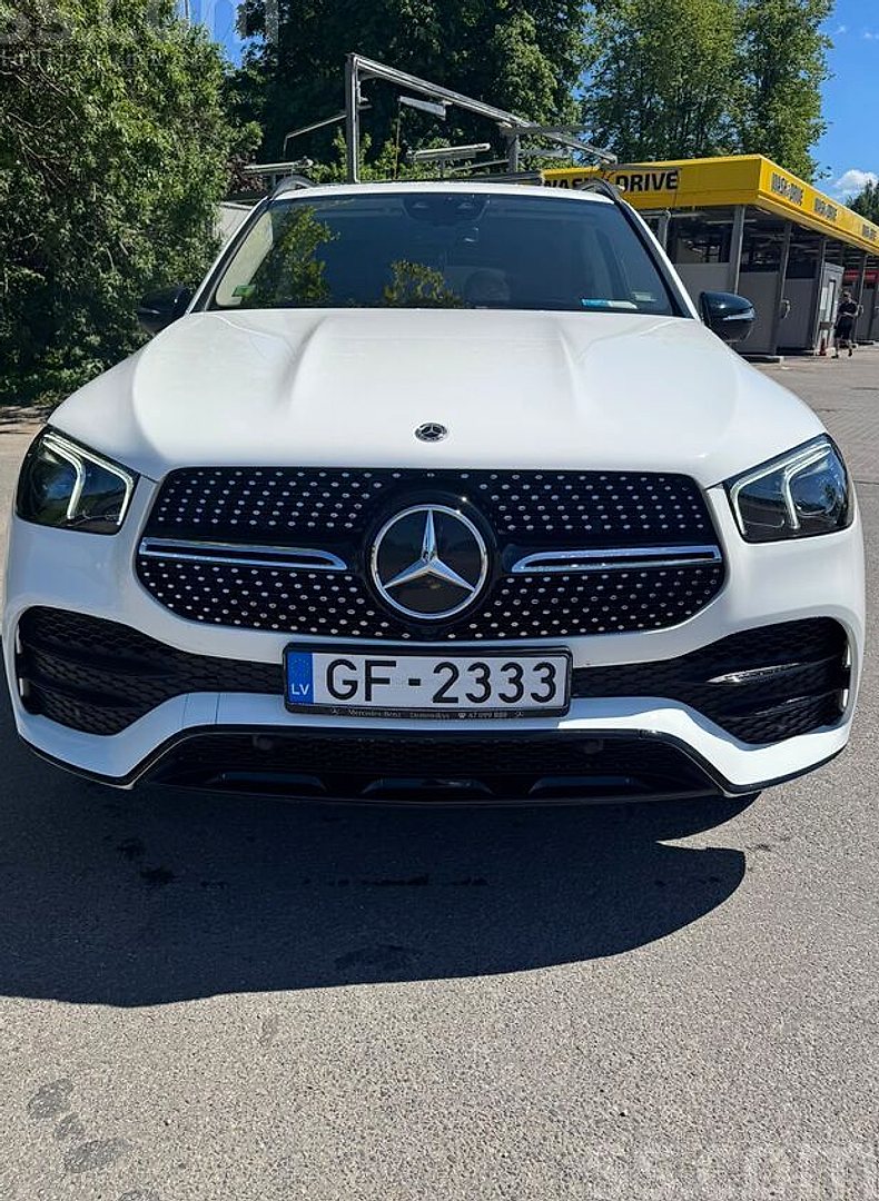 Mercedes-Benz GLE 300 — foto 3