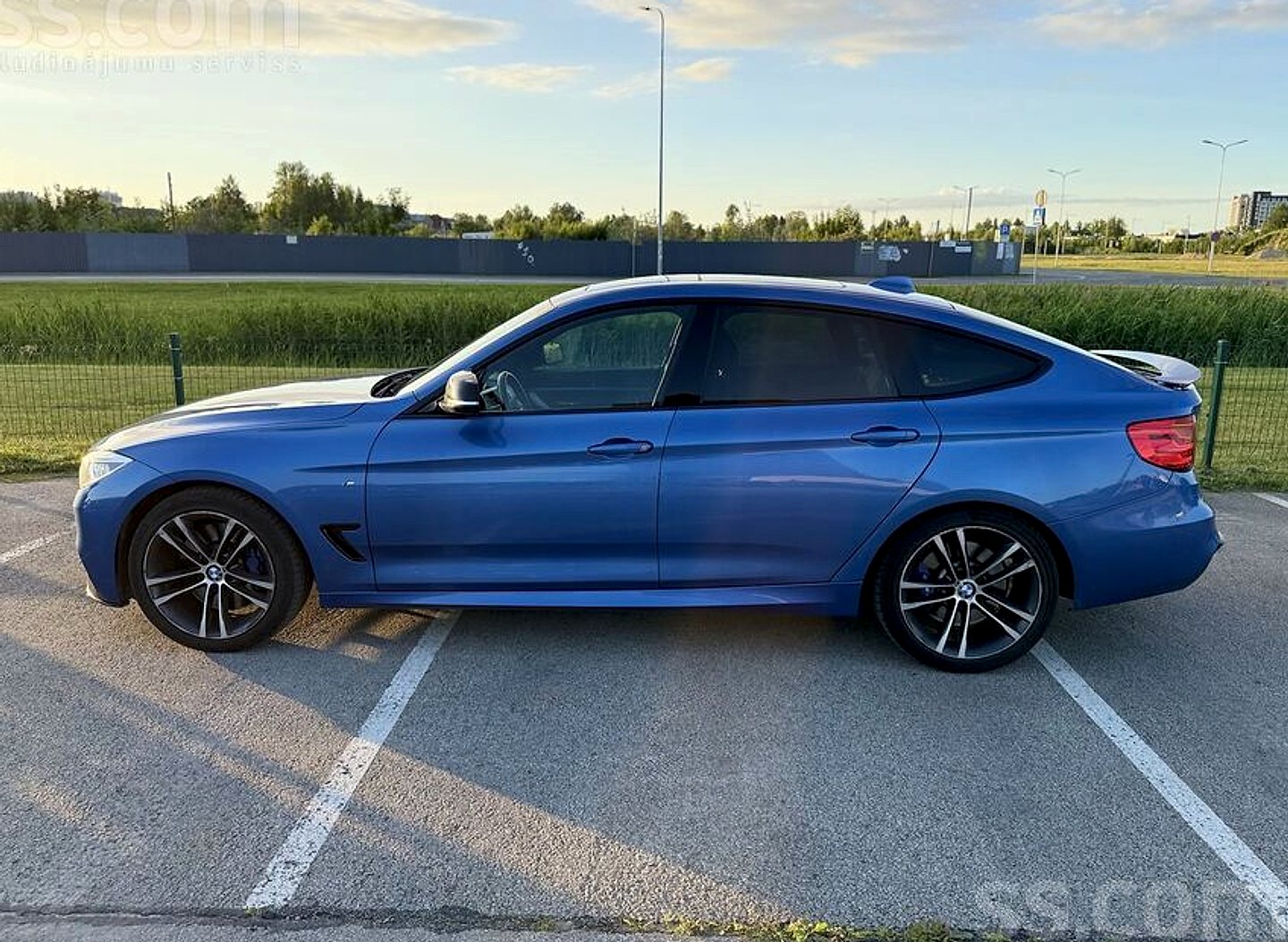 BMW 335 — foto 2