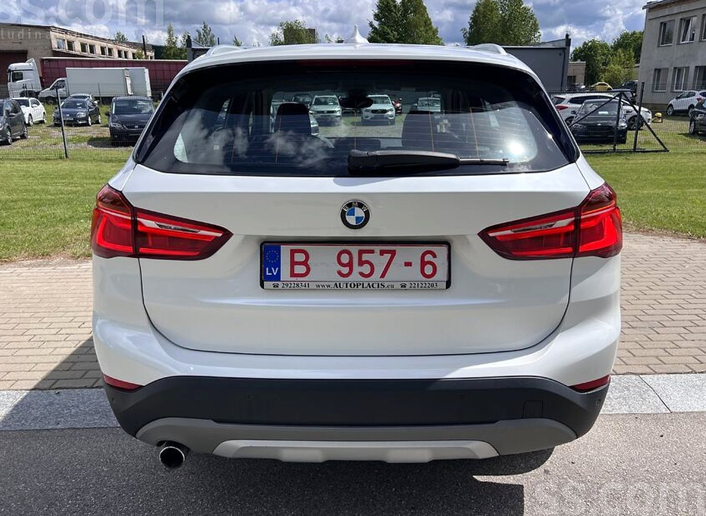 BMW X1 — foto 5
