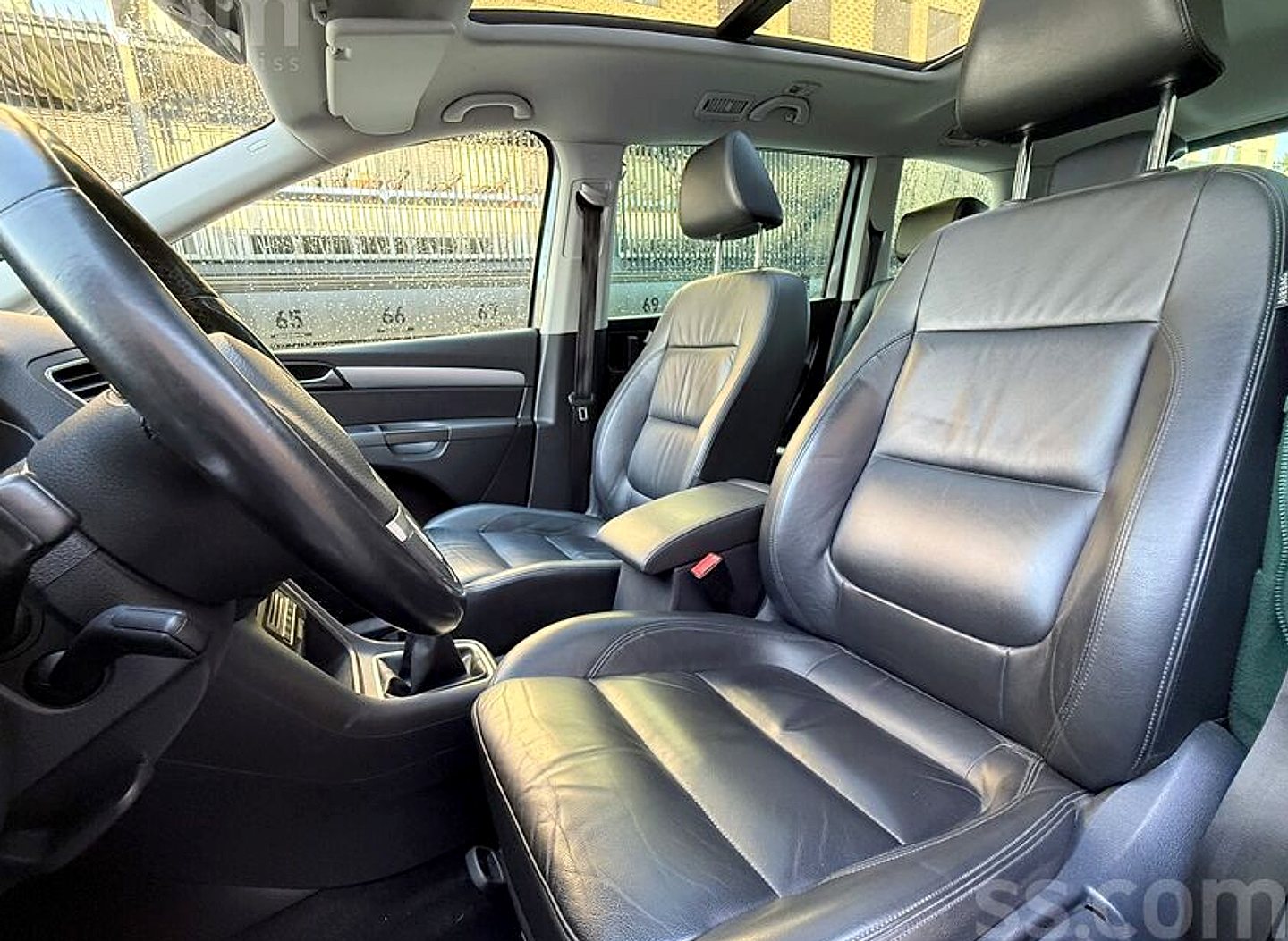 Volkswagen Sharan — foto 4