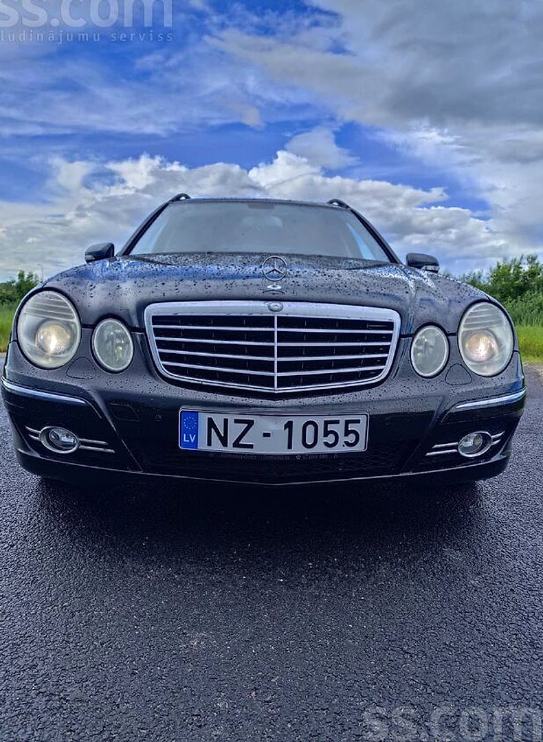 Mercedes-Benz E320 — foto 5