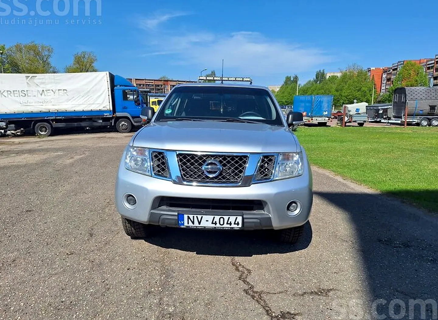 Nissan Navara, 2012. gads