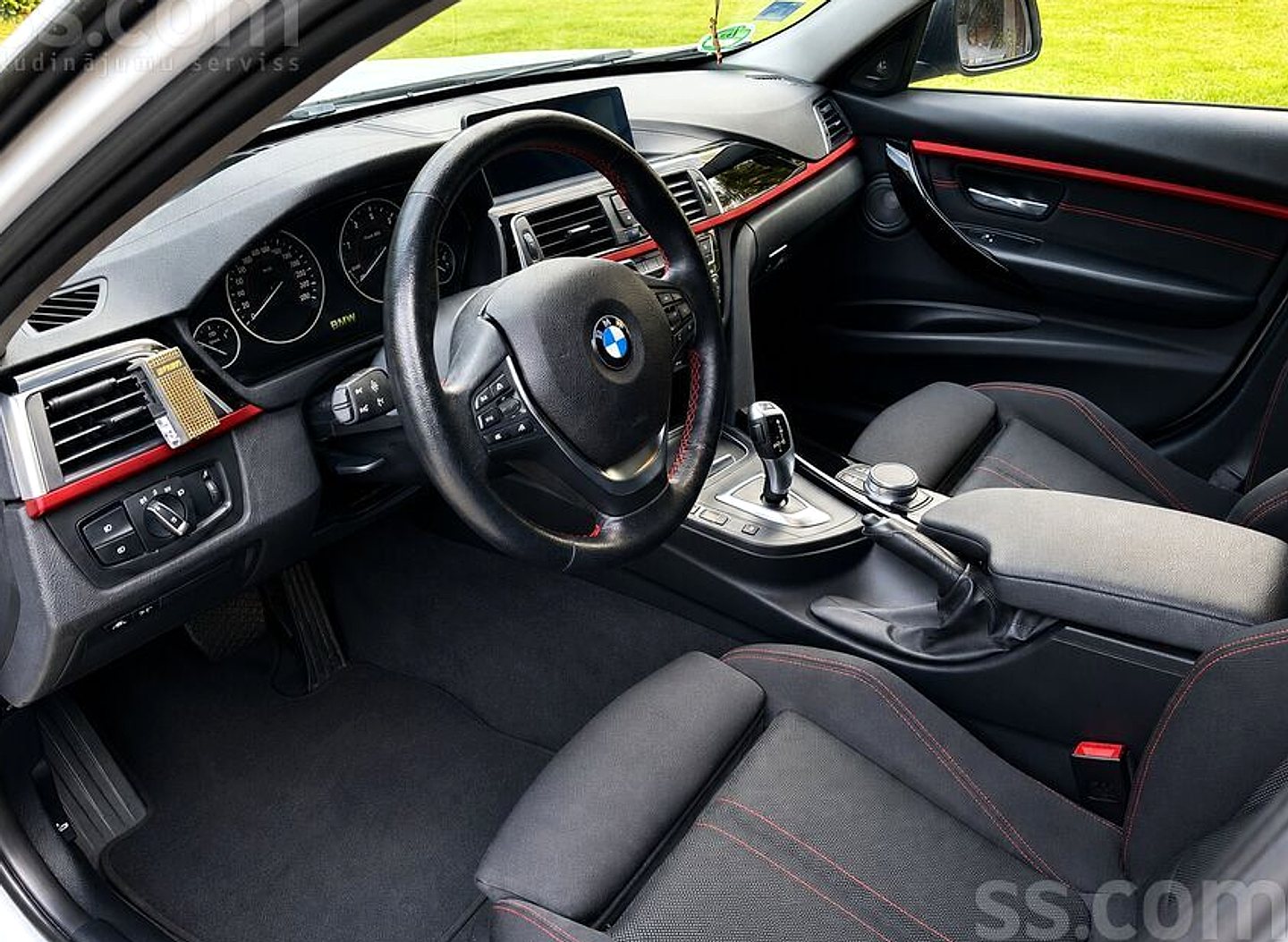 BMW 320 — foto 6