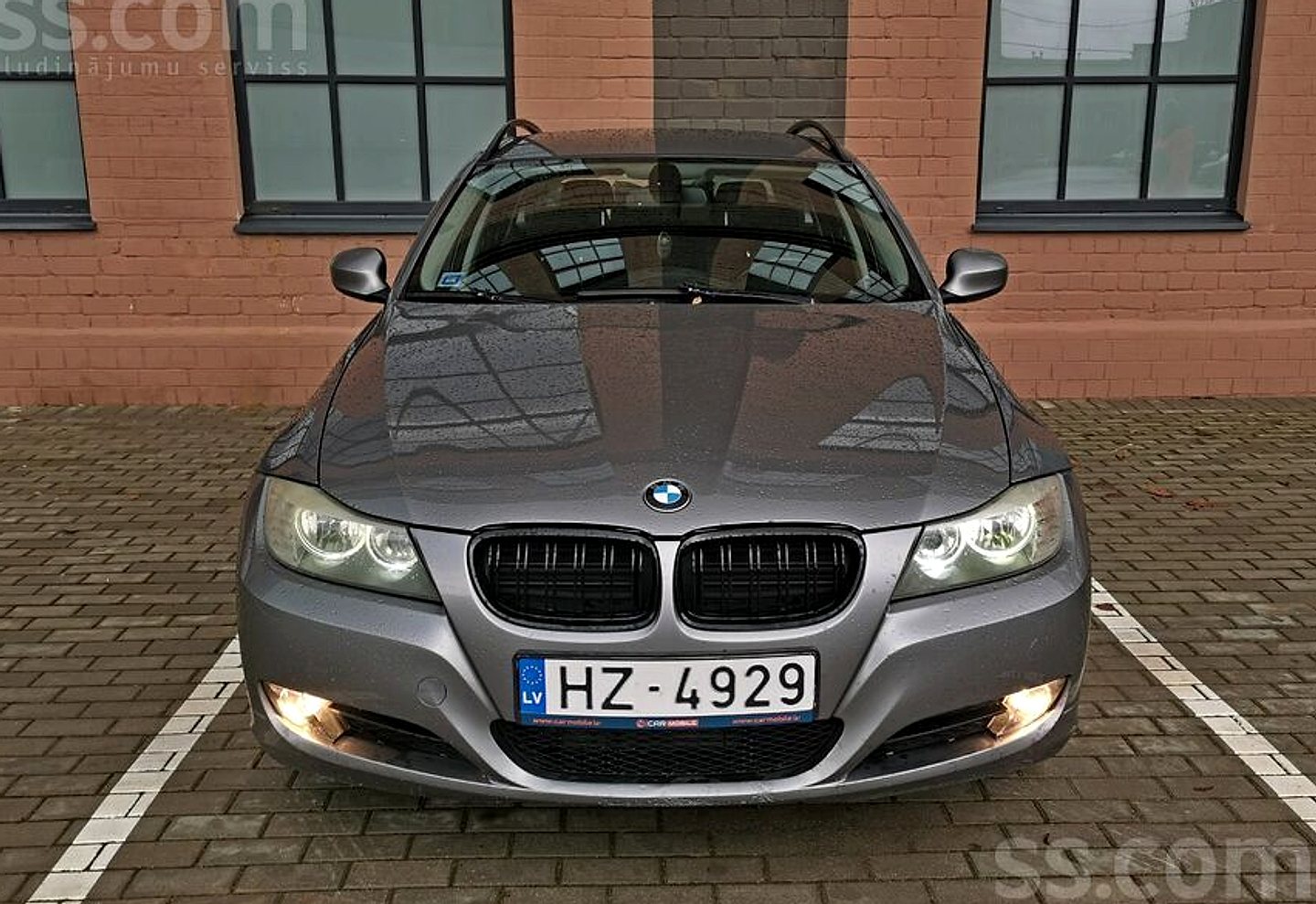 BMW 320 — foto 3
