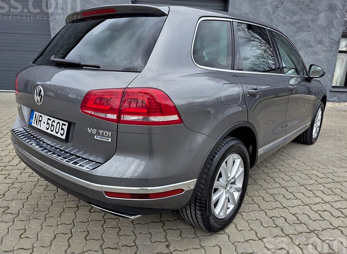 Volkswagen Touareg — foto 4