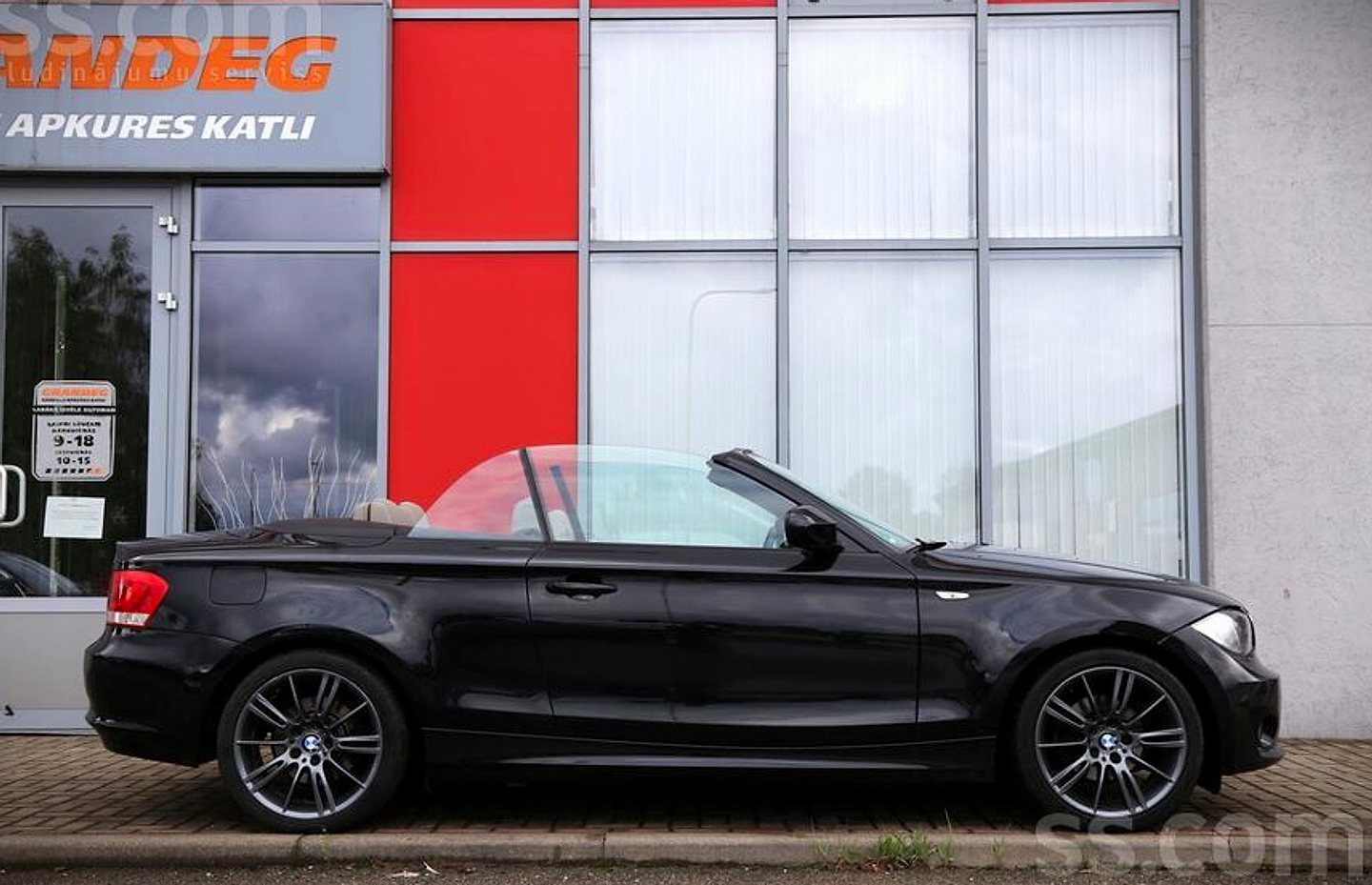 BMW 118 — foto 3